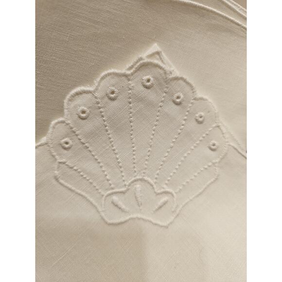 Irish Linen 8 Placemats & 8 Napkins Boutross Madeira Shell Set Hand Embroidery - Picture 6 of 14
